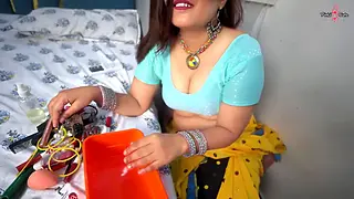 My step chachi wants Tattoo on , she got surprised when Vatija Fucked hard her ... Hindi Viral Video